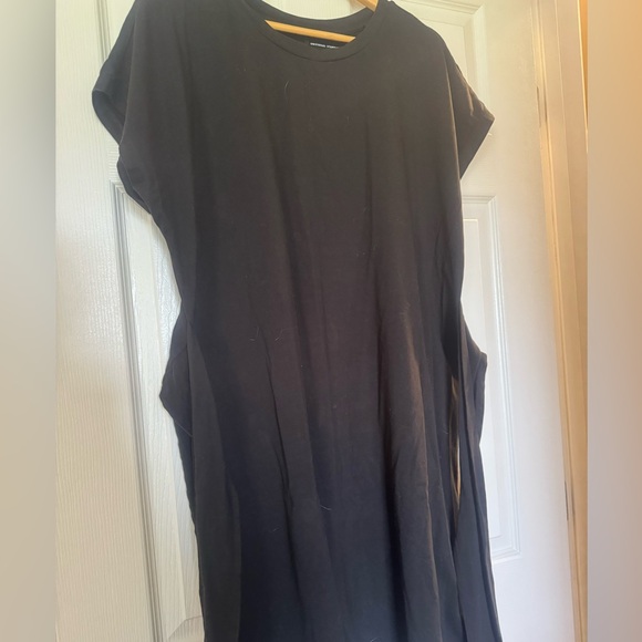 Universal standards Tie waist dress - Picture 4 of 4